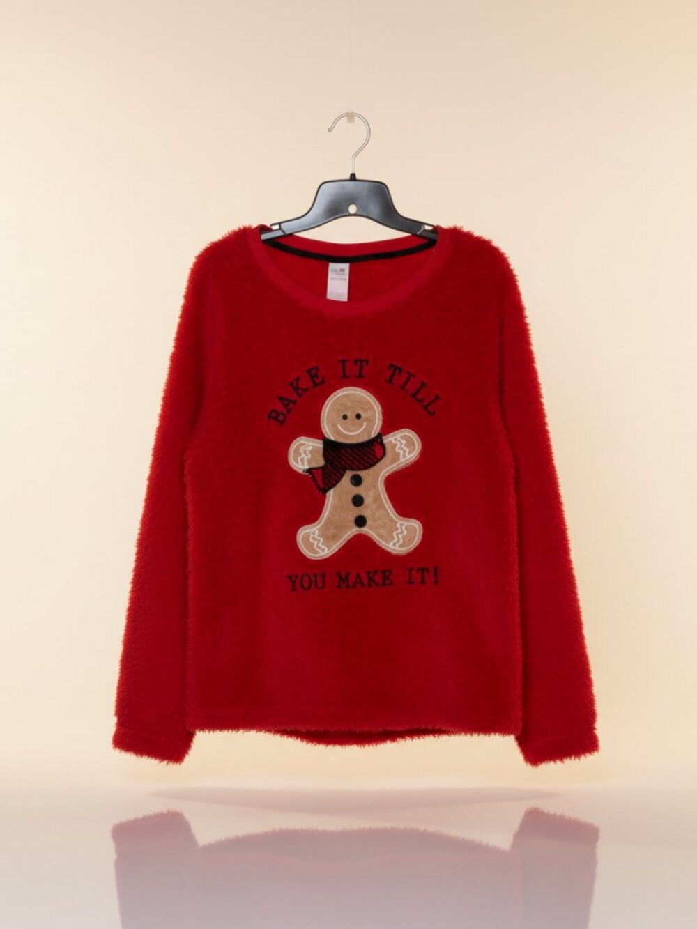 Secret Treasures - Christmas- Holiday Sweatshirt - Fuzzy - XLarge - Red